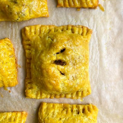 Vegan Jamaican Patties, Jamaican Patties, African Meals, Jamaican Beef Patties, Jamaican Patty, Vegan Patties, Chickpea Patties, Veggie Patties, Beef Patties