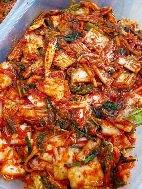 Koreansk Mad, Easy Kimchi, Korean Kimchi, Kimchi Recipe, Korean Cooking, Korean Street Food, Pickled Veggies, Korean Dishes, Recipe Video