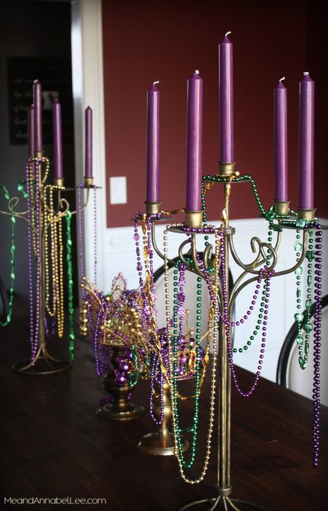 Mardi Gras Dinner Party, Treasure Party, Mardi Gras Dinner, Mardi Gras Diy, Mardi Grad, Madi Gras, Mardi Gras Party Decorations, Mardi Gras Wedding, Mardi Gras Masquerade