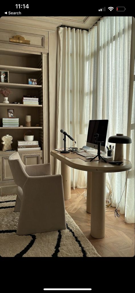 Marianna Hewitt Home, Organic Home Office, Home Office Neutral, Neutral Home Office, Home Office Inspo, Business Casual Outfit Ideas, Office Neutral, Modern Organic Home, Marianna Hewitt