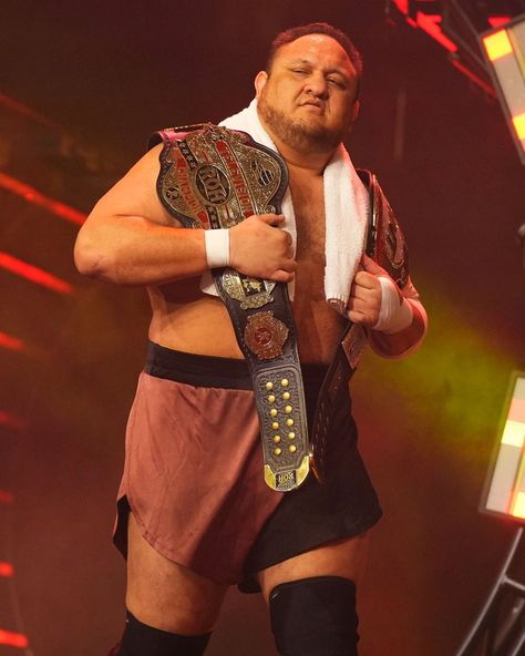 Samoa Joe Samoa Joe, Wrestling Posters, Pro Wrestler, Wrestling Superstars, Grappling, Professional Wrestling, Samoa, Pro Wrestling, Ufc