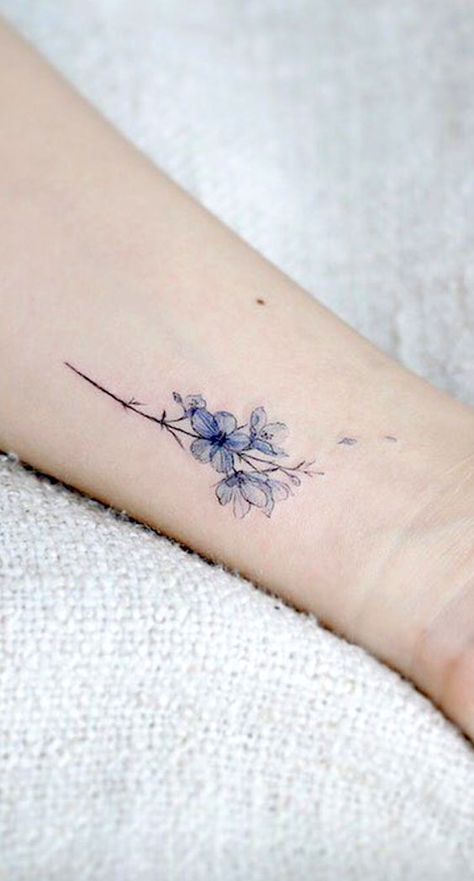 Small blue flower tattoo on the wrist | www.otziapp.com Tattoos Elegant, Blue Flower Tattoos, Simple Flower Tattoo, Shape Tattoo, Muster Tattoos, Small Flower Tattoos, Simple Tattoo Designs, Tatuaje A Color, Beautiful Tattoo