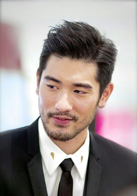 Uncovering the allure of Asian men's hairstyles 15 ideas - mens-club.online Asian Hair Style, Godfrey Gao, Hair Myth, Asian Men's Hairstyles, Asian Man Haircut, Korean Haircut, Asian Men Hairstyle, Asian Man