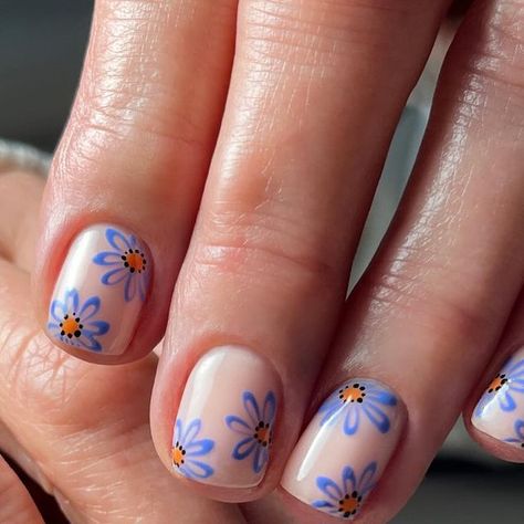 Cute Nail Art For Short Nails, French Tip Flower Nails, Flowers Nails Design, Nail Designs Flowers, Nails Cute Simple, Summer Floral Nails, Beauty Education, Biab Nails, Bright Nail Art