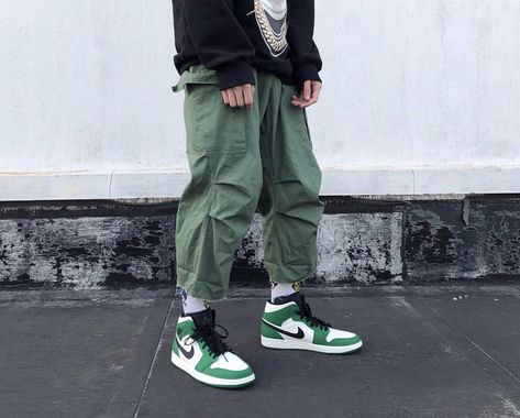 green air jordan 1 Jordan 1 Gorge Green Outfit, Pine Green Jordan 1 Outfit, Jordan 1 Gorge Green, Lucky Green Outfit, Jordan Street Style, Pine Green Outfit, Air Jordan 1 Mid Outfit, Jordan 1 Mid Outfit, Jordan 1 Mid Pine Green