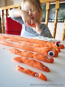 This could be modeled as a center activity or a tabletop toy. Students could have a multisensory approach to learning to order and compare objects according to their attributes. Maths Eyfs, Measurement Kindergarten, Early Years Maths, Measurement Activities, Eyfs Activities, Playdough Activities, Math Measurement, Length Measurement, Play Based