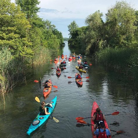 Kayaking River, Kayaking With Friends, River Kayaking, Kayaks, River Trail, Summer Friends, Future City, Paddle Boarding, Photo Credit