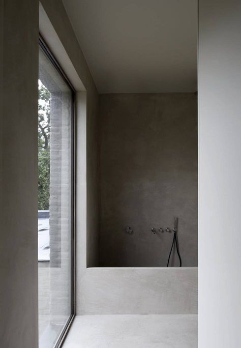 DB | Vincent Van Duysen Vincent Van Duysen Bathroom, Vincent Van Duysen, Architecture Bathroom, Home Remodeling Diy, Bad Inspiration, Minimalist Interior Design, Minimalism Interior, Minimalist Bathroom, Bath Room