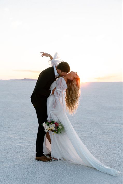 Salt Flats Bridals, Salt Flats Wedding Photos, Salt Flat Engagement Photos, Salt Flats Elopement, Salt Flats Utah Photoshoot, Salt Flats Photoshoot, Salt Flats Wedding, Bridal Era, Salt Flats Utah