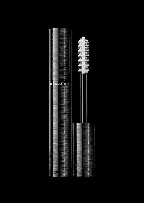 #Chanel has debuted the world’s first 3D-printed mascara  https://fashionjournal.com.au/beauty/chanel-brings-us-worlds-first-3d-mascara/   #FashionInnovation #3Dprinted #FashionTech Diy Mascara, Fashion Journal, 3d Mascara, Fashion Journals, Natural Diy, Vegan Fashion, Tech Fashion, First World, 3d Printed