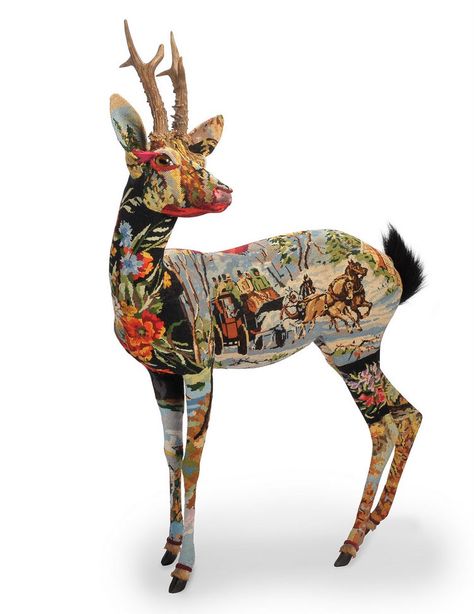 "Paris-based artist Frédérique Morrel resurrects old tapestries in her wondrous animal sculptures. Morrel uses the tapestries to form colorful skins for her creatures, which range from deer to unicorns." Sculpture Textile, Taxidermy Art, Textile Sculpture, Faux Taxidermy, Vintage Tapestry, Papel Mache, Fabric Animals, Zootopia, Soft Sculpture