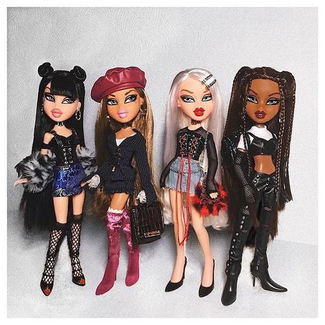 Bratz Doll Halloween Costume, Bratz Doll Makeup, Bratz Halloween Costume, Black Bratz Doll, Bratz Doll Outfits, Brat Doll, Doll Halloween Costume, Hayden Williams, Bratz Girls