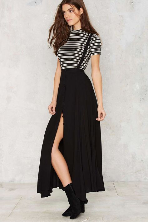 Suspender Your Disbelief Maxi Skirt | Shop Clothes at Nasty Gal! How To Wear Suspenders, Elegante Casual, Cooler Look, Outfit Trends, Suit Vest, Girls Fashion Clothes, Ladies Dress Design, Business Outfits, Teen Fashion Outfits