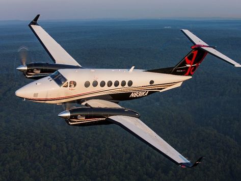 King Air 350 King Air 350, Life Support Machine, Private Planes, King Air, Helicopter Plane, Plane Flight, Luxury Private Jets, Private Aircraft, Jumbo Jet