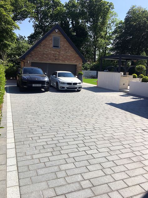 Block Paved Driveway, Patio And Driveway Combo, Contemporary Driveway Ideas, Contemporary Driveway, Driveway Patio, Patio Driveway, Block Paved Driveway Ideas, Front Garden Car Park Driveway Ideas, Monoblock Driveway Ideas