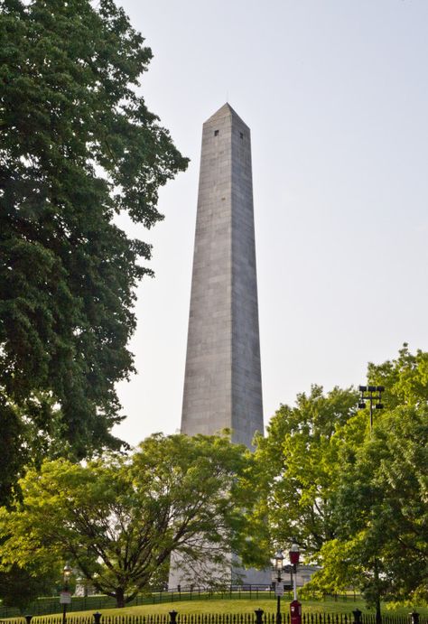 Bunker Hill Monument, Boston, Massachusetts - The monument was built to commemorate the Battle of Bunker Hill. Boston Landmarks, Boston Ideas, Charlestown Boston, Charlestown Massachusetts, Boston Life, Battle Of Bunker Hill, Bunker Hill Monument, Boston Mass, The Americans