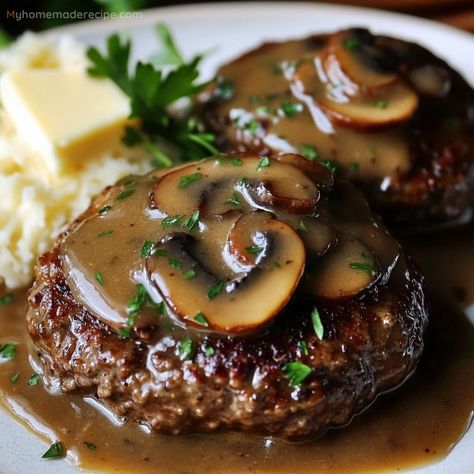 Classic Salisbury Steak Recipe, Recipe For Salisbury Steak, Brockley Recipes, Salisbury Steak Recipe Ground Beef, Salisbury Steak Crockpot Easy, Saulsberry Steak Recipes Ground Beef, Hamburger Salisbury Steak Easy, Mushroom Hamburger Recipes, Classic Comfort Food