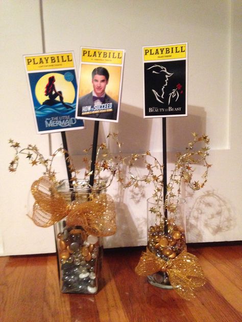 Broadway Centerpiece Ideas, Musical Theatre Themed Party, Broadway Themed Party Decoration, Broadway Centerpieces, Broadway Musicals Party, Broadway Themed Party, Tony Awards Party, Hollywood Theme Party Decorations, New York Theme Party