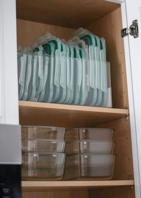 Apr 23, 2020 - A Mix of Min shares tips on organizing your kitchen with products from The Container Store. Tupperware Organizing, Organiser Cucina, Desain Pantry, House Organisation, Kitchen Organization Pantry, Kitchen Organization Diy, Kitchen Organisation, Organisation Hacks, Apartment Organization