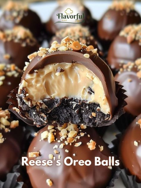 Oreo Balls Recipe, Gooey Chocolate Brownies, Oreo Balls, Balls Recipe, Football Party, Covered Strawberries, Chocolate Covered Strawberries, Chocolate Brownies, Peanut Butter Cups