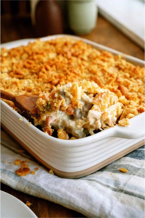 Chicken Zucchini Casserole Recipe - Six Sisters' Stuff Southern Broccoli, Shredded Chicken Casserole, Million Dollar Chicken Casserole, Million Dollar Chicken, Chopped Broccoli, Broccoli Recipes Casserole, Cream Of Celery Soup, Plain Chicken, Celery Soup