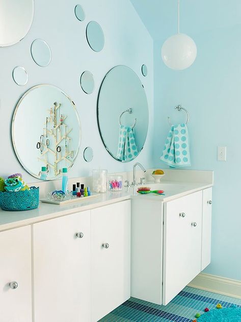 Quirky Cottage, Fish Bathroom, Cottage Makeover, Girl Bathrooms, Bathroom Remodel Cost, Mermaid Bathroom, Childrens Bathroom, Bathroom Themes, Boys Bathroom