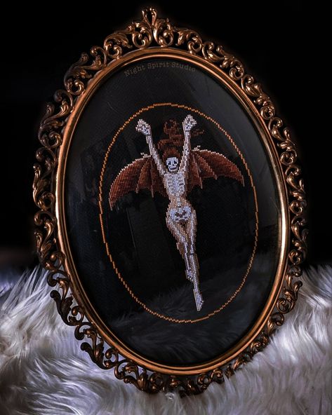 Cross Stitch Witch, Things To Embroider, Traditional Cross Stitch, Learn Oil Painting, Gothic Crafts, Gothic Cross Stitch, Bat Skeleton, Witch Cross Stitch, Gothic Cross