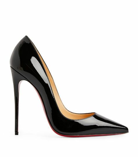 Classic Pumps Heels, Cristian Lobotan Heels, Loubuitton Shoes, Stilletos Heels Classy, Red Bottom Heels, Louboutin So Kate, Shoes Heels Classy, Streets Of London, Christian Louboutin So Kate