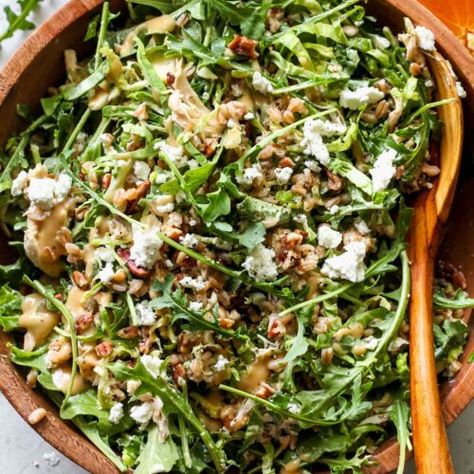 Arugula Goat Cheese Salad with Farro and Honey Mustard - Dishing Out Health Arugula Goat Cheese Salad, Fried Neckbones, Goats Cheese Salad, Satisfying Salads, Favorite Salad, Healing Foods, Goats Cheese, Goat Cheese Salad, Mustard Dressing