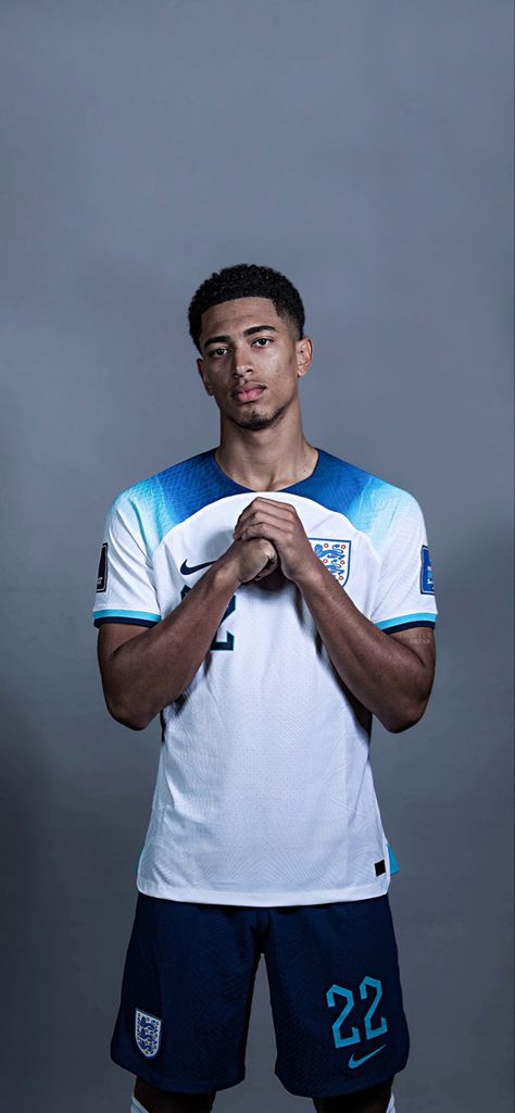 Bellingham England World Cup, World Cup Players 2022, Poses For Football Players, Wc 2022 Qatar, Bellingham England Wallpaper, Jude Bellingham England Wallpaper, Jude Belighman, Bellingham World Cup, Jude Bellingham Wallpaper Aesthetic