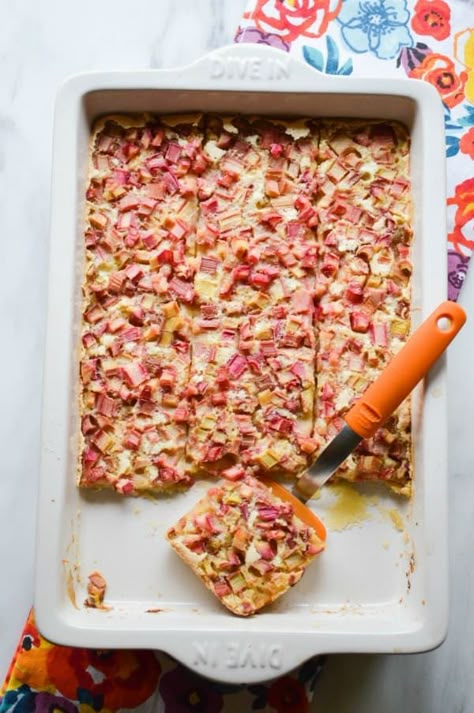 Easy Go Anywhere Rhubarb Squares - Sugar Dish Me Rhubarb Squares Shortbread Crust, Rhubarb Squares, Rhubarb Desserts Recipes, Best Rhubarb Recipes, Rhubarb Bars, Almond Flour Crust, Easy Custard, Rhubarb Desserts, Rhubarb Jam