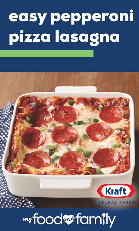 Easy Pepperoni Pizza Lasagna – With all the flavors of your family’s favorite—pizza—this pasta recipe is a sure-fire dinner table hit. Top with pepperoni to complete this dish for your family. Pizza Lasagna Recipe, Easy Pepperoni Pizza, Pizza Lasagna, Lasagna Recipes, Sausage Pizza, Cooking Mama, Gourmet Pizza, Food Family, Kraft Recipes