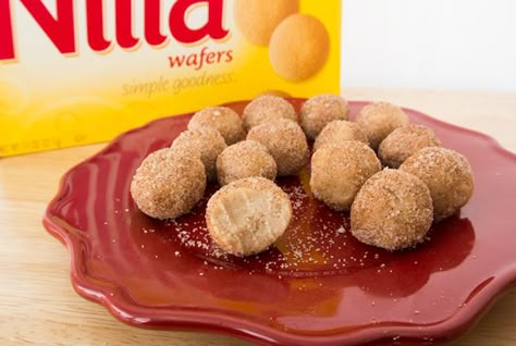 Nilla Wafer Truffles - Delish.com Wafer Desserts, Vanilla Wafer Dessert, Nilla Wafer Recipes, Vanilla Wafer Recipe, Vanilla Wafer, Nilla Wafers, Wafer Cookies, Candy Fudge, Chocolate Truffle