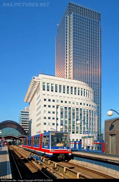 RailPictures.Net Photo: 04 DLR Docklands Light Railway DLR B92 at London, United Kingdom by ARTEMIS KLONOS Docklands Light Railway, London Docklands, London Transport, Location Map, London United Kingdom, Photo Location, London Travel, East London, Skyscraper