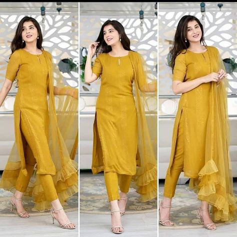 Bollywood Suits, Simple Kurta Designs, Simple Kurti Designs, Long Kurti Designs, Designer Kurtis, Kurta Designs Women, Designer Dresses Casual, Stylish Dress Book, Stylish Dresses For Girls