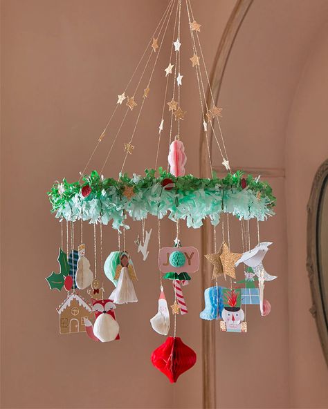 Honeycomb Chandelier, Elf Party, Nutcracker Party, Christmas Chandelier, Eco Glitter, Paper Chandelier, Party Centerpiece, Market Ideas, Party Room