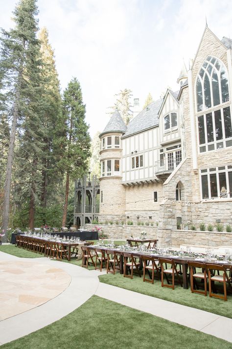 Planning an elegant southern california wedding and looking for the perfect elegant southern california wedding venue to fit the bill? If so, you HAVE to check out southern california's Castle in the Forest Wedding Venue and resort. This wedding venue is private, secluded, elegant, and will make your intimate wedding feel like a fairytale. Click on this pin to learn more about The Castle in the Forest wedding venue + to see if its the right wedding venue for you. Castle Wedding California, Castle Wedding Venue United States, European Wedding Venue, Socal Wedding Venues, Forest Wedding Venue, California Wedding Venue, Parisian Wedding, Castle Wedding Venue, Southern California Wedding Venues