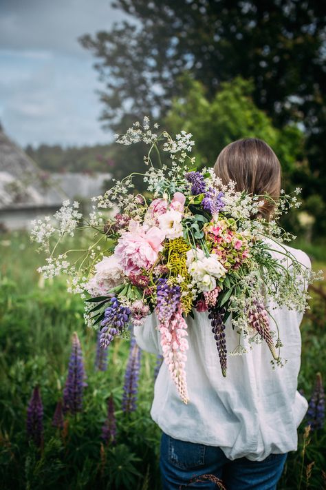 Large Bouquet Of Flowers, Large Bouquet, A Bouquet Of Flowers, Deco Floral, Bouquet Of Flowers, Lorde, Flower Farm, Beautiful Blooms, Flower Child