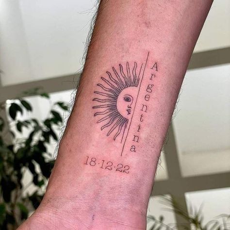 Argentinian Sun Tattoo, Uruguay Tattoo Ideas, Argentinian Tattoo Ideas, Argentinian Tattoo, Bandera Argentina Tattoo, Mate Tattoo Argentina, Argentina Sun Tattoo, Uruguay Tattoo, Argentina Tattoo Ideas