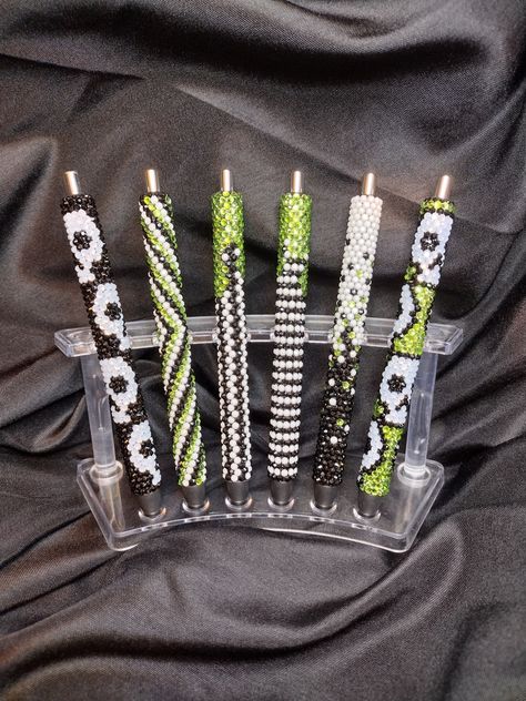 Refillable Ink Joy Gel Pens Black Ink Bedazzled Battery, Bling Pens, Epoxy Pens, Resin Pens, Rhinestone Designs Pattern, Pen Craft, Rhinestone Projects, Rhinestone Crafts, Pen Collection