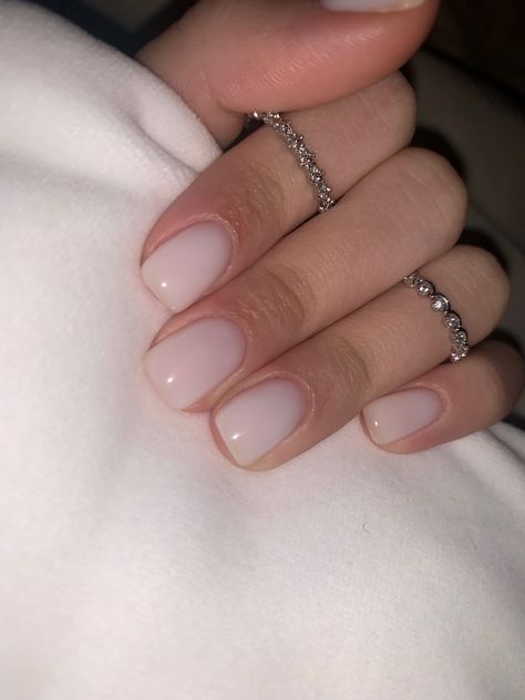 Small Gel Nails Ideas, Short Nail White Tips, Basic Nails Acrylic Simple Short, Soft White Short Nails Acrylic, Feminine Short Nails, Short Proposal Nails, Shorts Natural Nails, Simple White Nails Short, Short Real Nails Manicures