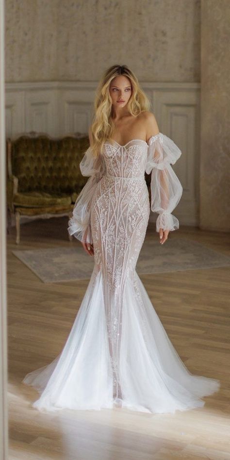 Julie Vino Wedding Dress, White Wedding Dress, Sweetheart Wedding Dress, Dream Wedding Ideas Dresses, Lace Bridal Gown, فستان سهرة, A Wedding Dress, Luxury Wedding Dress, Mod Wedding