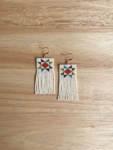 Beaded Quilts in Cream - Etsy Seed Bead Earring Patterns, Square Stitch Beading, Delica Beaded Earrings, Earring Inspo, Seed Bead Crafts, Loom Jewelry, Beaded Earring, Jewerly Beads, Brick Stitch Earrings