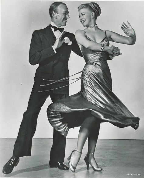 Fred And Ginger, Ginger Rogers, Shall We Dance, Fred Astaire, Partner Dance, Actrices Hollywood, Dance Photos, Arte Fantasy, Golden Age Of Hollywood