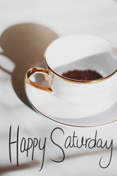 Happy Saturday everyone! I feel like riding a bike with a basket full of lunch . !!! Who's in? Saturday Coffee, Saturday Images, Saturday Quotes, Good Morning Saturday, Happy Week End, Weekend Quotes, Bon Weekend, Good Morning Coffee, About Coffee