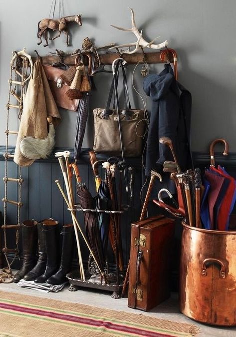 English Country Manor, English Country Decor, Diy Projektit, English Country Style, Equestrian Decor, Boot Room, English House, English Country House, English Style