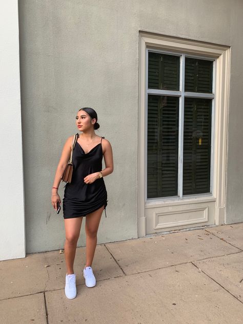 Dress With Sneakers Club Outfit, Bodycon Dress Outfit Casual Sneakers, Black Dress White Sneakers, Casual Summer Streetwear Dress, Sleeveless Summer Streetwear Dresses, Night Out Outfit With Sneakers, Medellin Outfit, Short Sleeve Summer Streetwear Dress, Miami Outfits Night