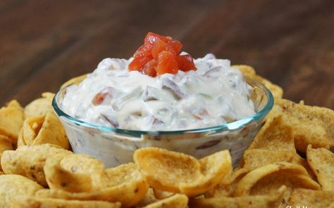 Slap Ya Mama’s Game Time Dip - Slap Ya Mama Spicy Sausage Dip, Salsa Dip Recipe, Slap Ya Mama, Layered Dip Recipes, Hormel Recipes, Party Dip Recipes, Cooking Light Recipes, Cajun Food, Big Mama