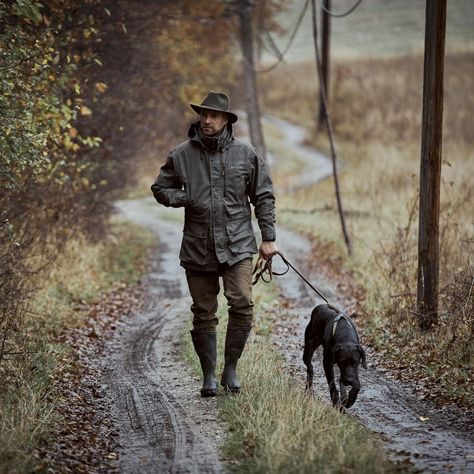 Hunting Clothes Mens, Hunting Outfit For Men, Hunt Aesthetic, Outdoorsman Style, Mens Outdoor Style, Hunting Man, Outdoorsmen Style, Hunting Outfit, Hunting Fashion