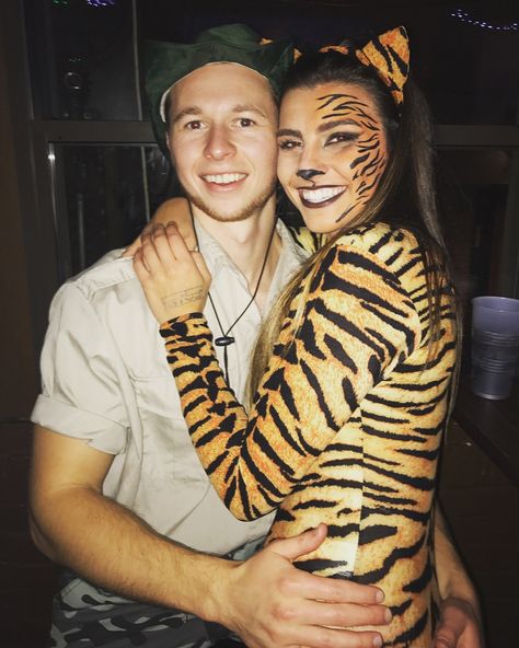 Tiger And Zoo Keeper Costume, Zookeeper And Animal Costume, Tiger Couple Costume, Tiger King Couples Costume, Cheetah And Zookeeper Costume, Safari Animal Costumes Women, Tiger Diy Costume, Diy Tiger Costume Women, Tiger Halloween Costume Women